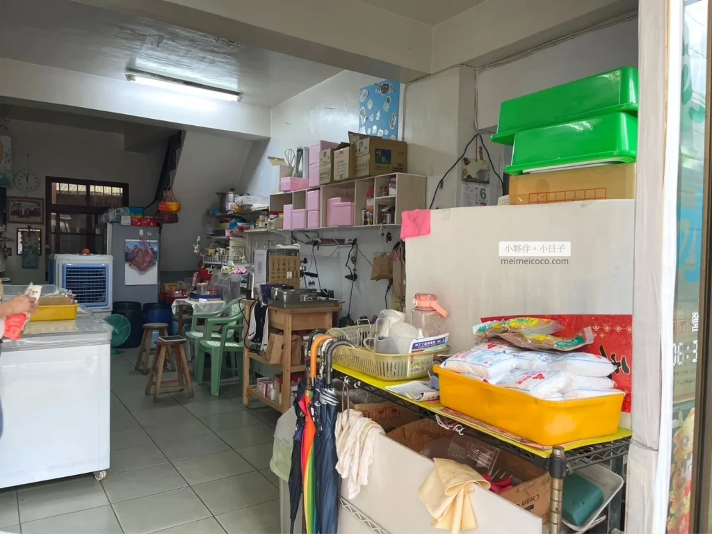 新金發冰店，店內環境。