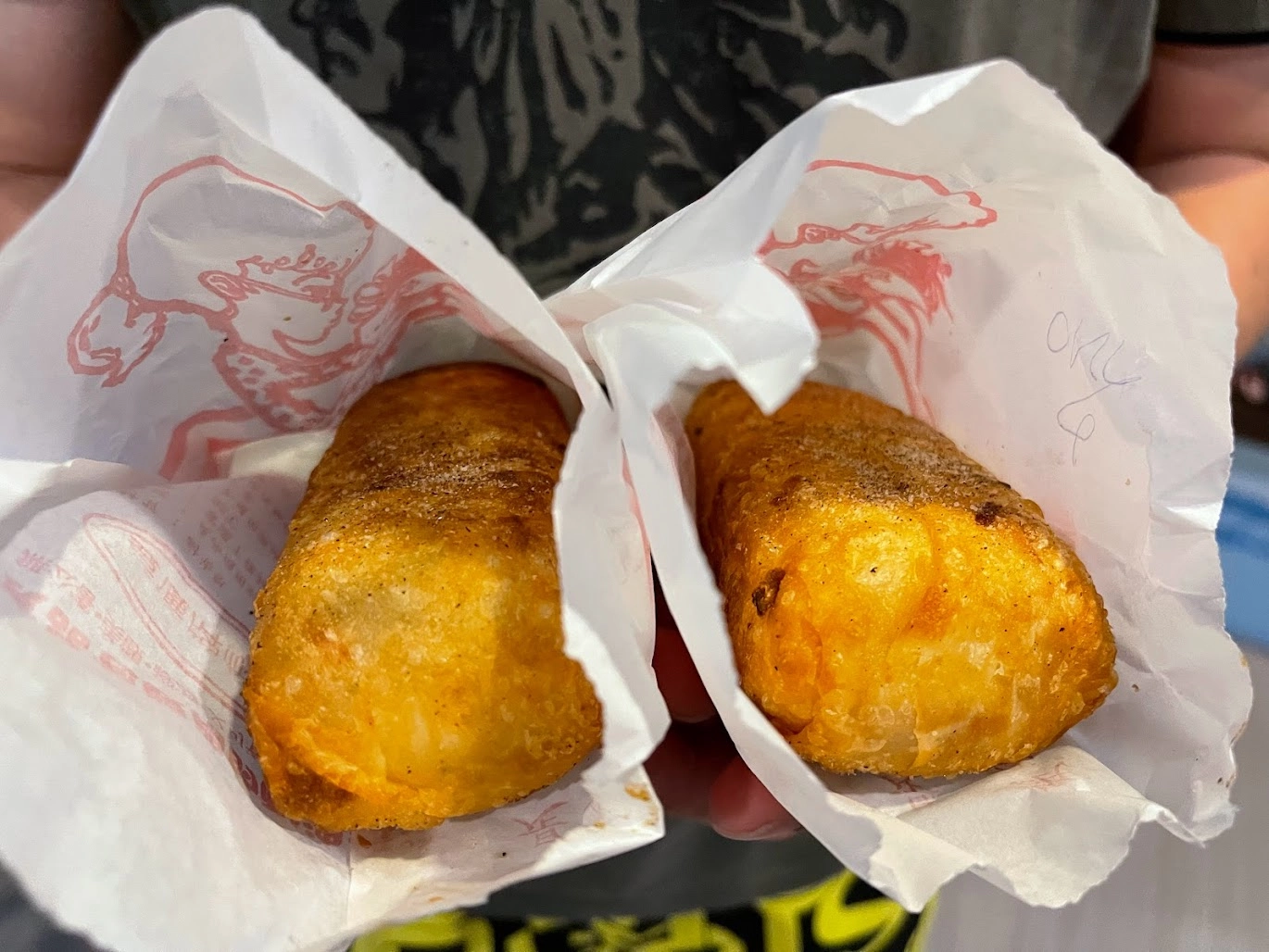 小蝌蚪起司餅淡季依然直接完售,牽絲起司餅真的值得等嗎?