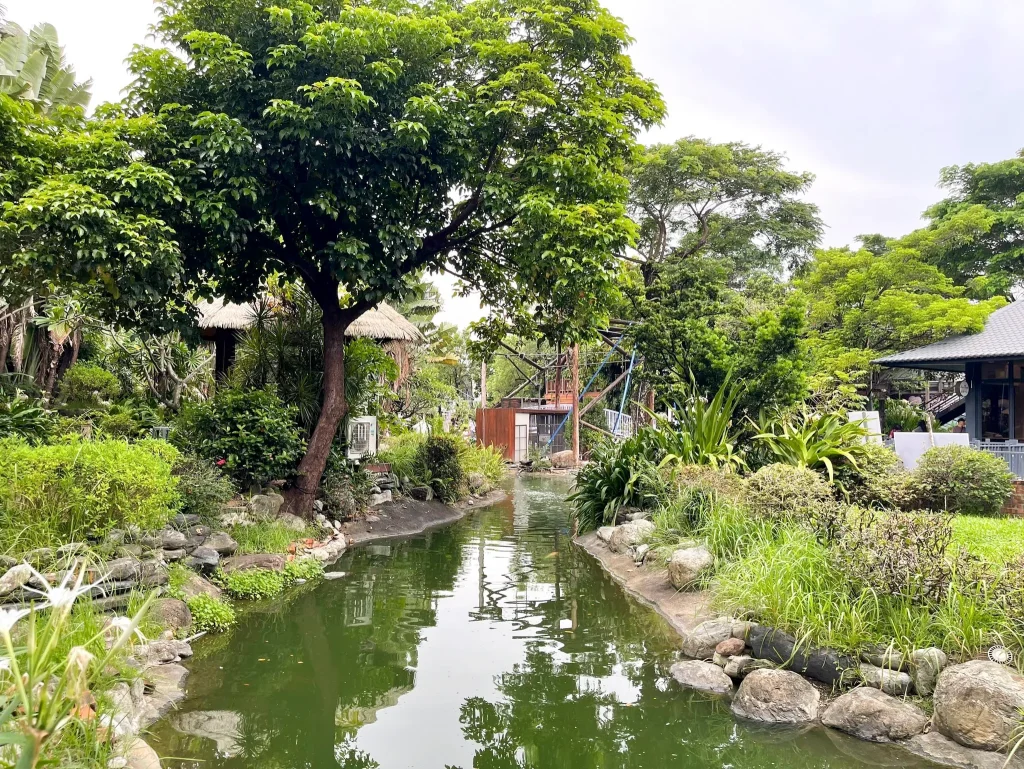 淨園農場雙心湖泊與園區景觀