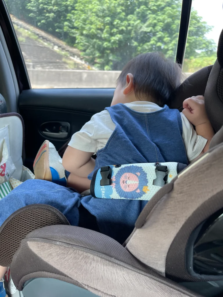 入園不要急著玩，先讓孩子吃東西