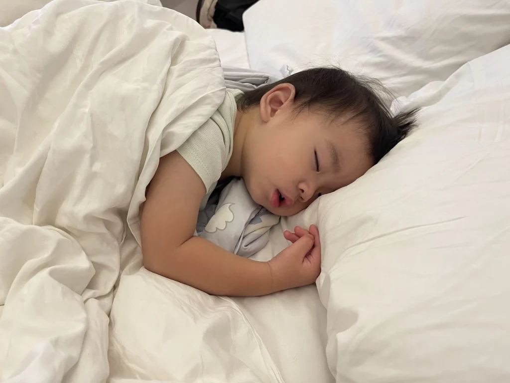 12 點退房很加分|讓弟弟多補眠 1~2 小時
